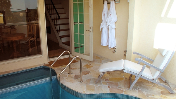 温水プール＆露天風呂付客室 地中海スイート23号室